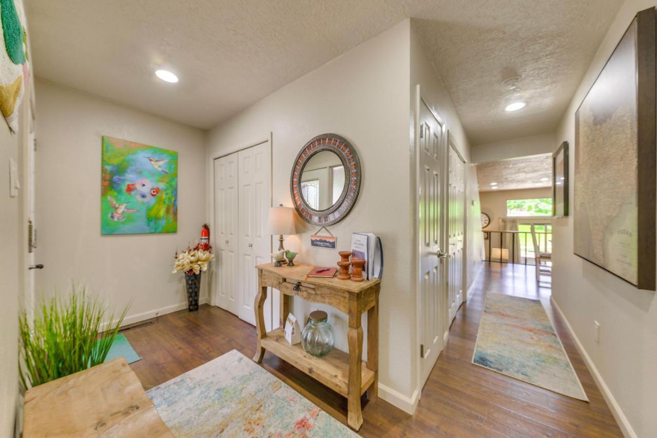 Ruidoso Golf Condo - Patio, Fire Pit And Mtn View! Bagian luar foto
